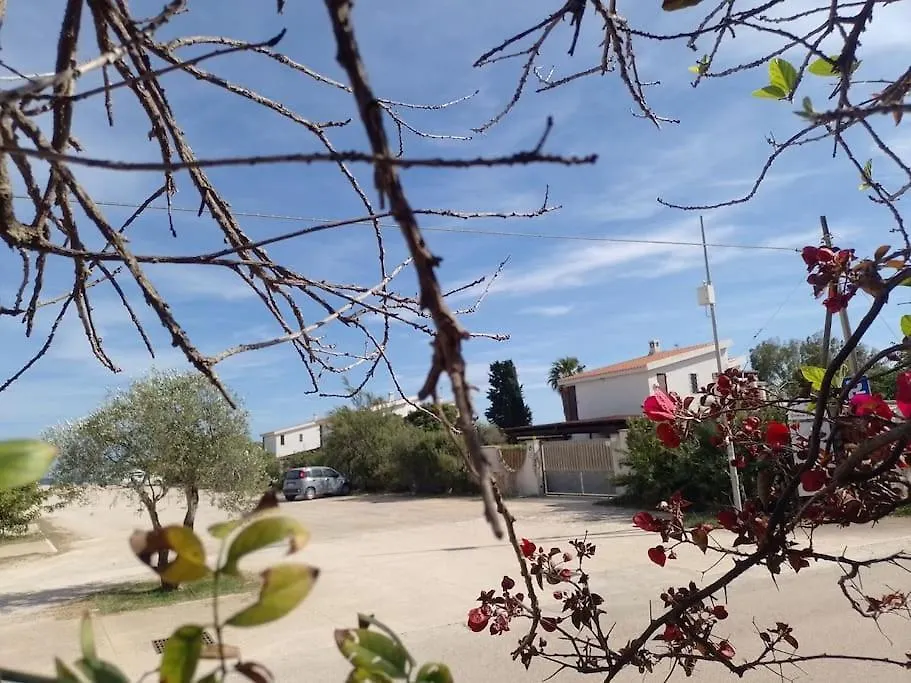 Casa Ibischia, Fronte Mare Villa Tatil Evi Chia