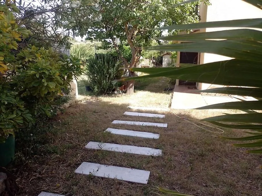 Casa Ibischia, Fronte Mare Villa 0*, Chia İtalya