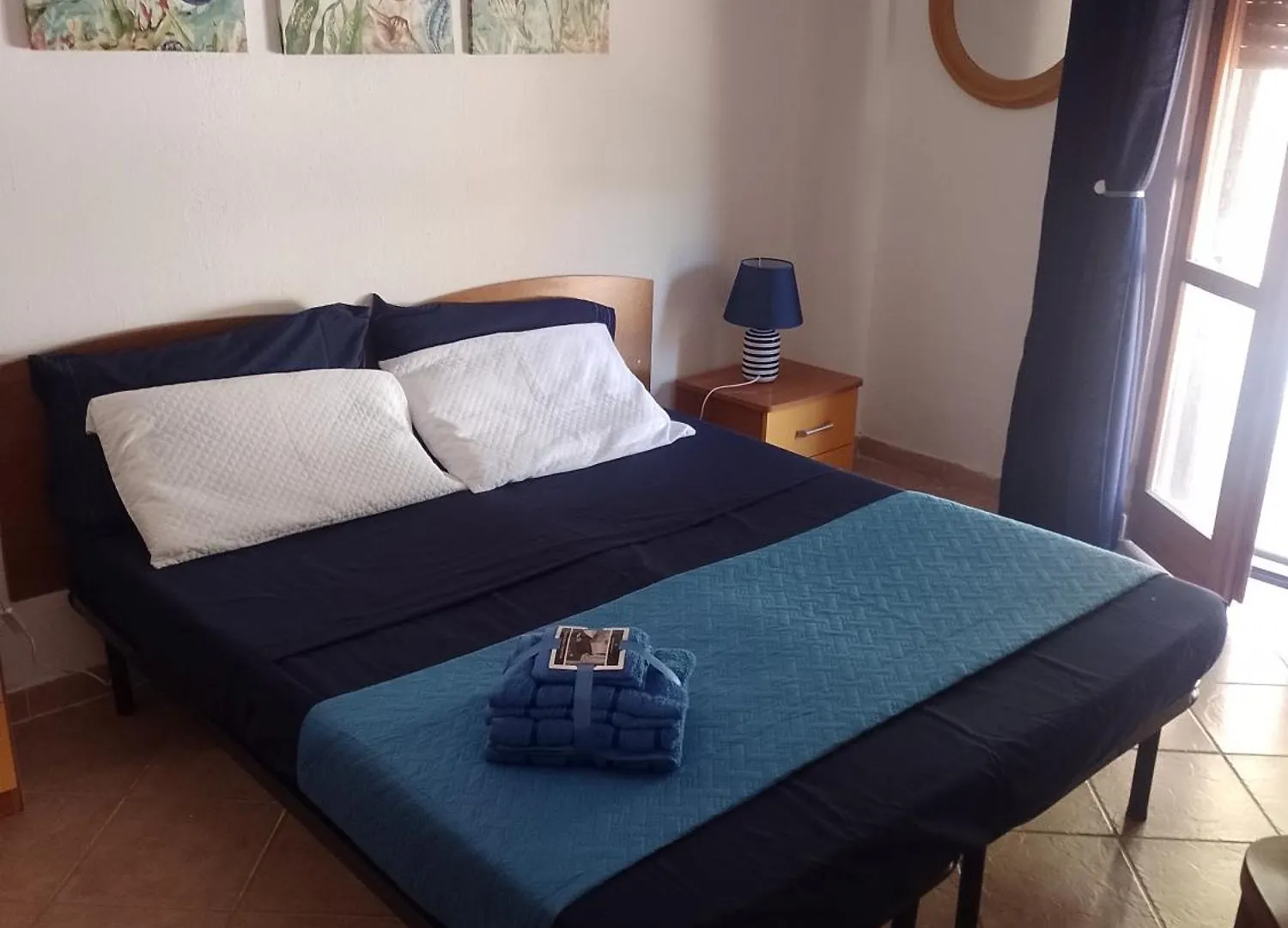 Casa Ibischia, Fronte Mare Villa Chia